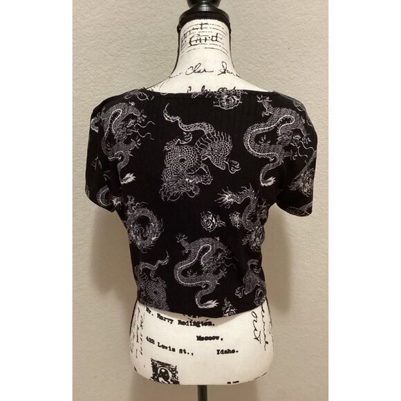 Faded Rose Black & White Dragon Print Lace-Up Crop Top Size XL - Picture 5 of 5